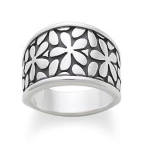 James Avery RETIRED Spring Blossom Flower Ring